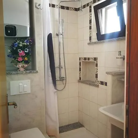 M&r Apartment *