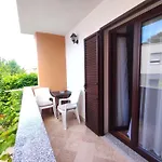 M&r Apartamento *